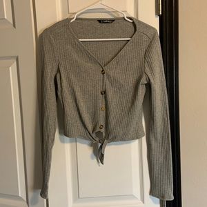 Grey Long-Sleeved Crop Top